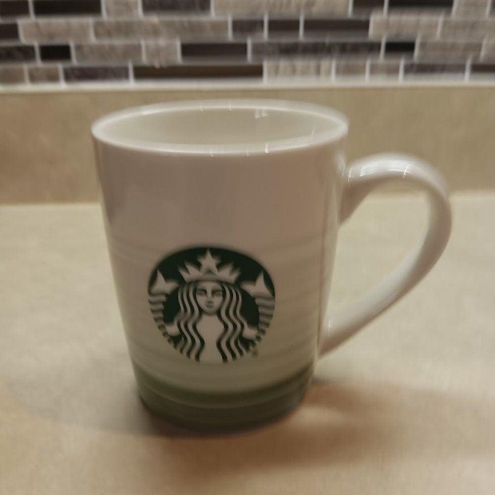 Starbucks Cup Green Stripes white background Mermaid Coffee Mug 10oz 2021 - Picture 1 of 4